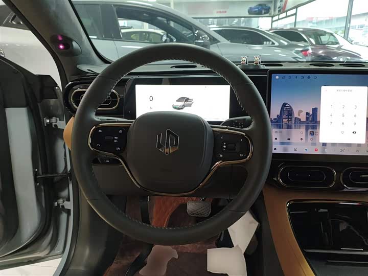 Leapmotor C01 2024 2024款 增程 316尊享版