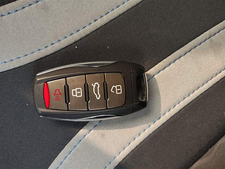 Ora Black Cat 2022 2022款 301km 萌宠版 磷酸铁锂