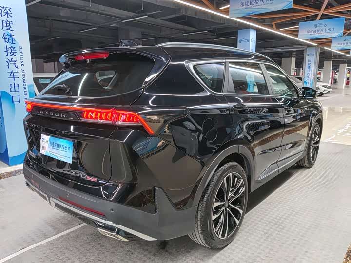 Jetour X70 Plus 2025 2025款 1.5T 旗舰版 5座