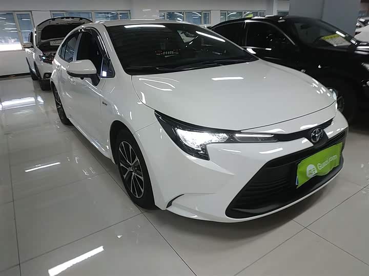 Toyota Levin 2024 2024款 智能电混双擎 1.8L 领先版