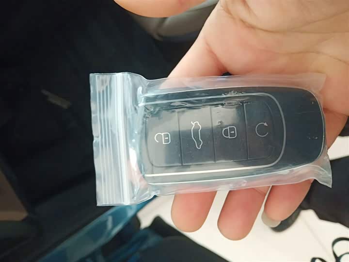 Chery Tiggo 8 Plus C-DM 2025 2025款 1.5T 116km 尊贵型 5座