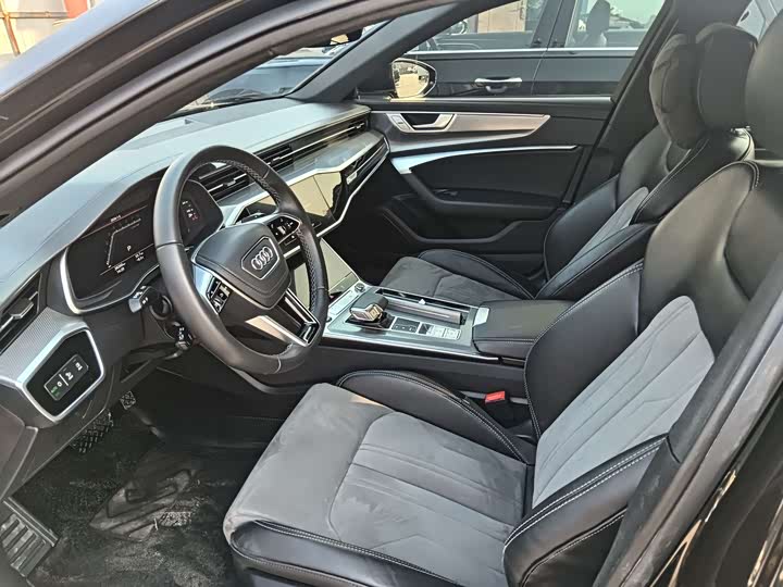 Audi A6L 2025 2025款 45 TFSI 臻选动感型