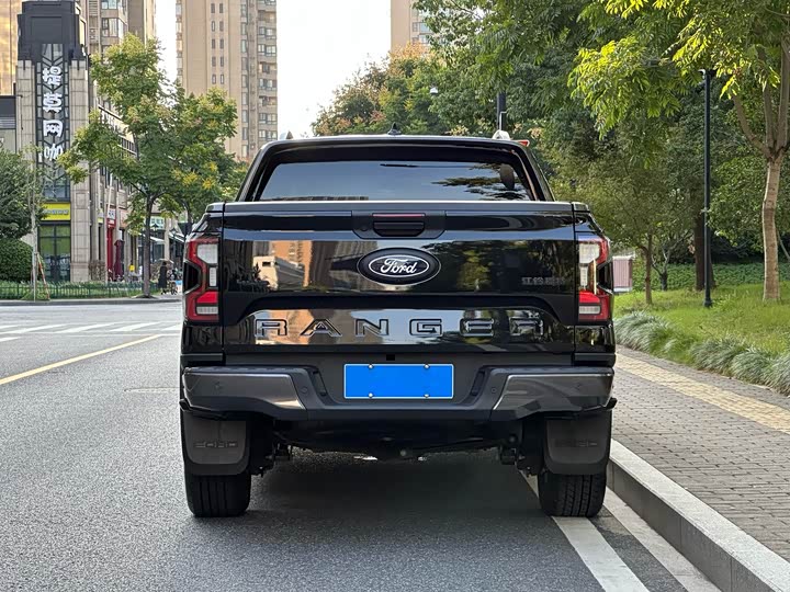 Ford Ranger 2023 2023款 野地四驱自动版 汽油