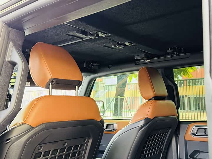 Ford Bronco 2024 2024款 2.3T 长滩