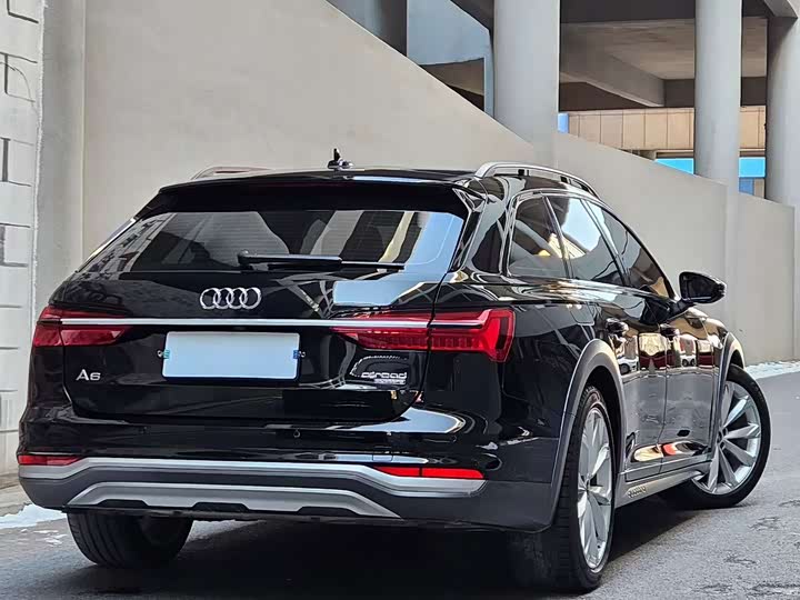 Audi A6 2022 2022款 allroad quattro 探索家 55 TFSI 尊享越野型