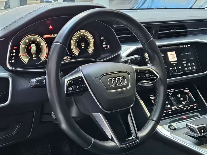 Audi A6 2022 2022款 allroad quattro 探索家 55 TFSI 尊享越野型