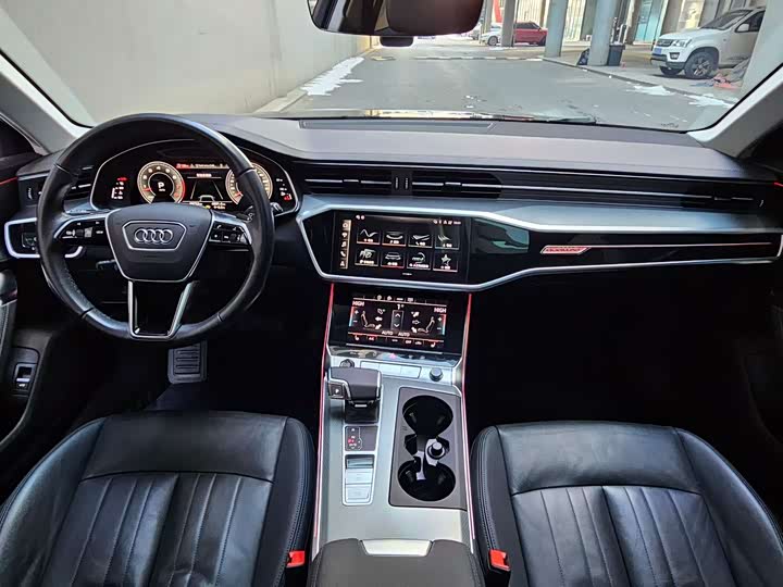 Audi A6 2022 2022款 allroad quattro 探索家 55 TFSI 尊享越野型