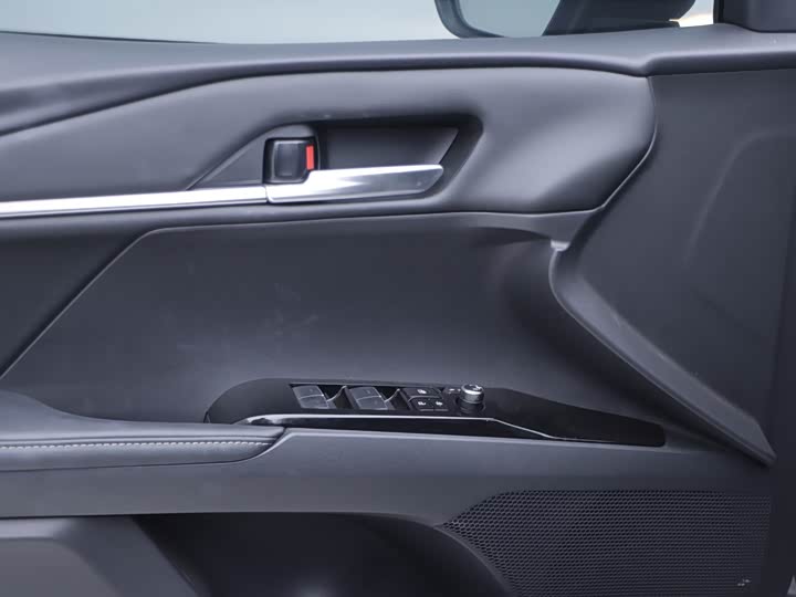 Toyota Camry 2024 2024款 双擎 2.0HGVP 豪华版