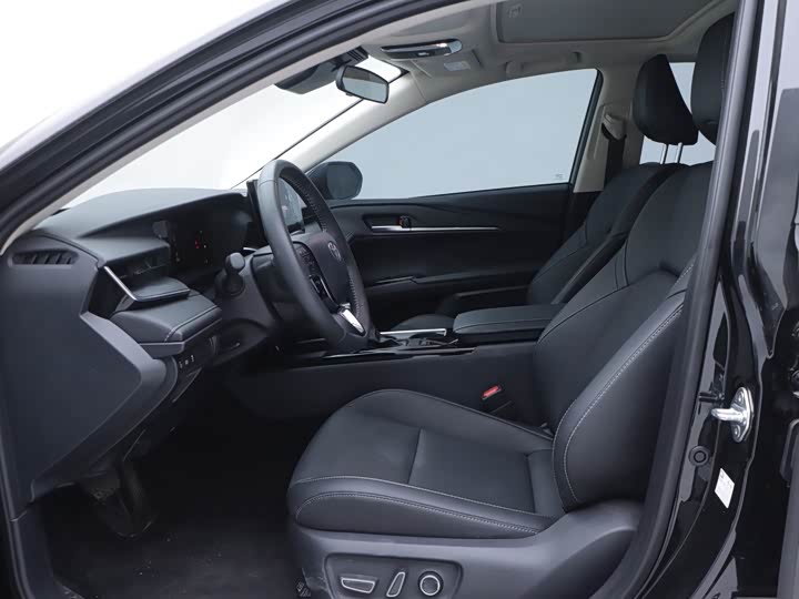 Toyota Camry 2024 2024款 双擎 2.0HGVP 豪华版