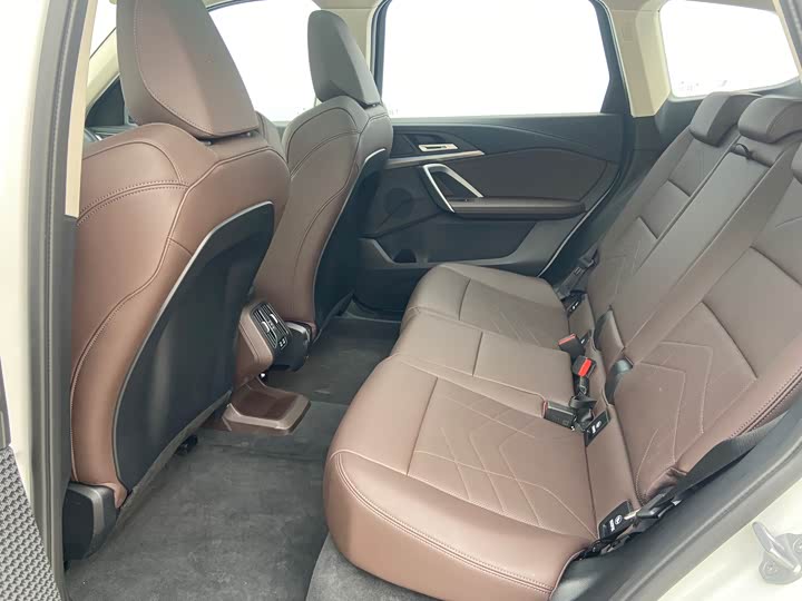 BMW iX1 2025 2025款 eDrive25L M运动套装