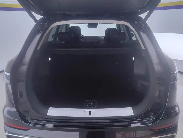 Hongqi HS5 2025 2025款 2.0T 两驱旗享Pro版