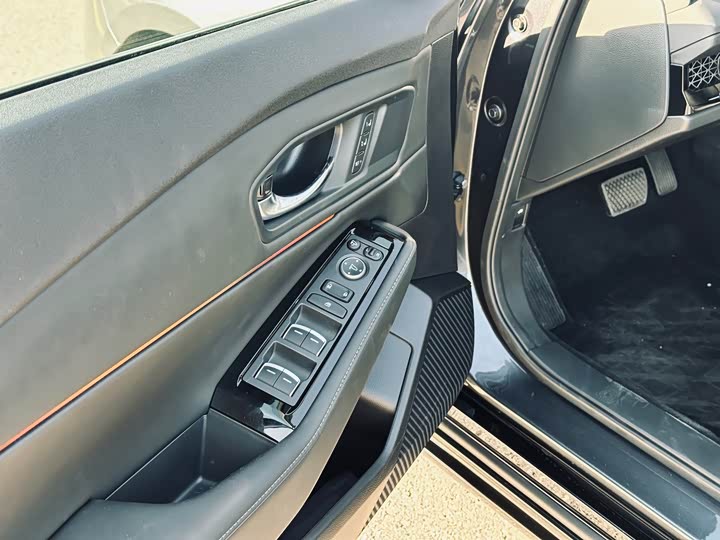 Honda Accord 2025 2025款 260TURBO 尊贵版