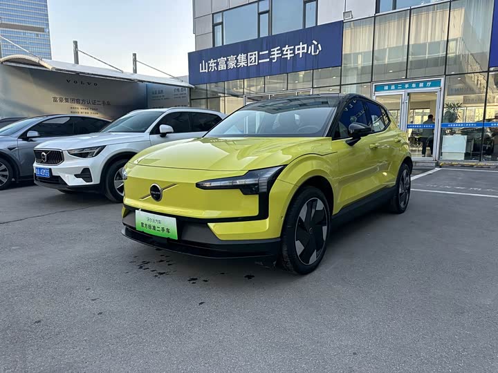 2025 Volvo EX30
