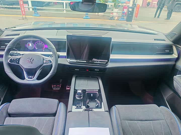 Volkswagen Teramont Pro 2025 2025款 途昂 Pro 450TSI 四驱登峰版