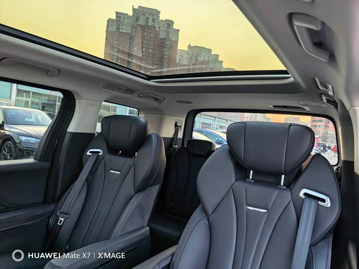 Hongqi HQ9 Hybrid 2024 2024款 2.0T 四驱商务版