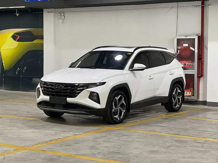 Hyundai Tucson L 2023 2023款 途胜L 1.5T 自动两驱LUX尊贵版