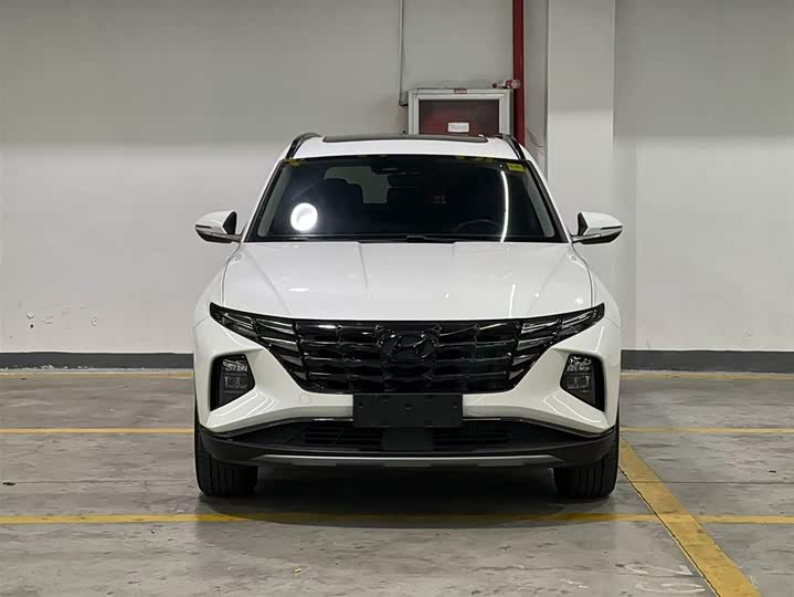 Hyundai Tucson L 2023 2023款 途胜L 1.5T 自动两驱LUX尊贵版
