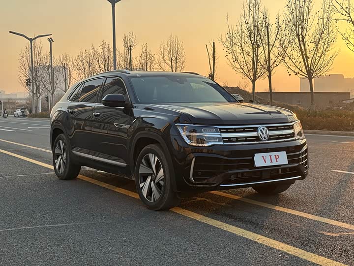 Volkswagen Teramont Pro 2025 2025款 380TSI 四驱出众版
