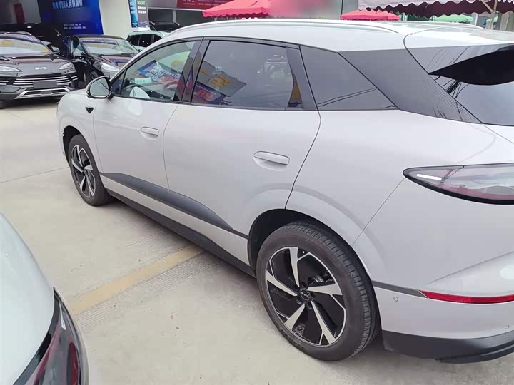 2025 BYD Sea Lion 06 Hybrid/EV