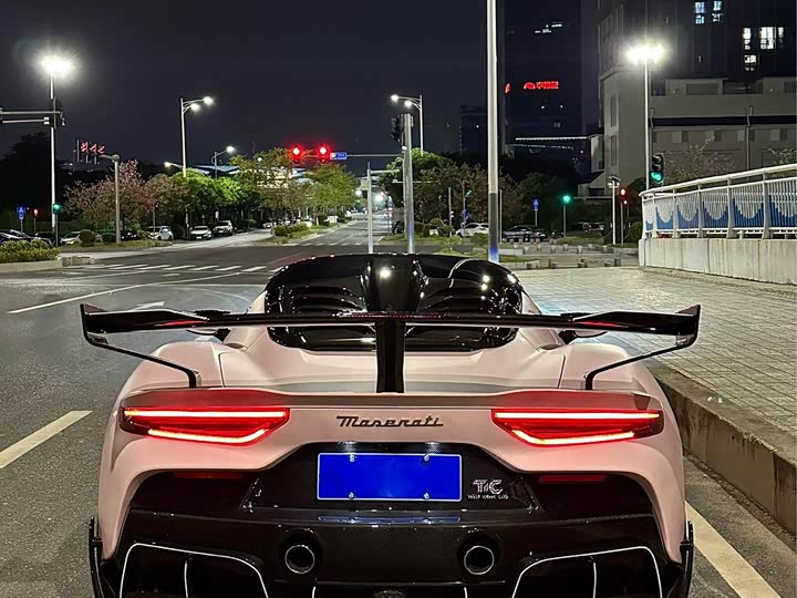 Maserati MC20 2023 2023款 3.0T 标准版