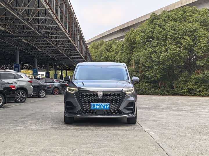 Roewe iMax 8 2022 2022款 400TGI 旗舰版