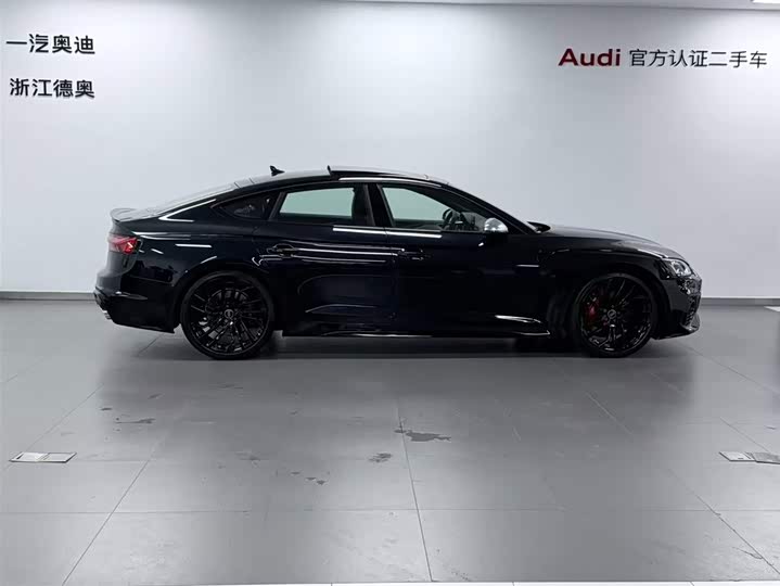 Audi RS 5 2023 2023款 RS 5 2.9T Sportback 黑曜版