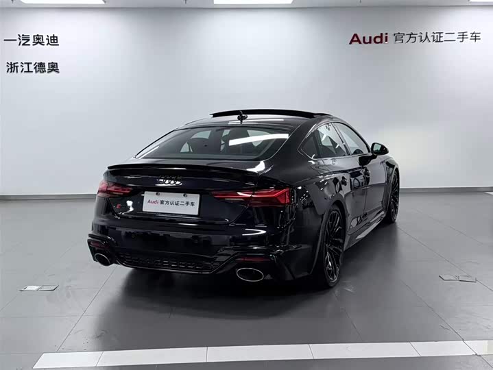 Audi RS 5 2023 2023款 RS 5 2.9T Sportback 黑曜版
