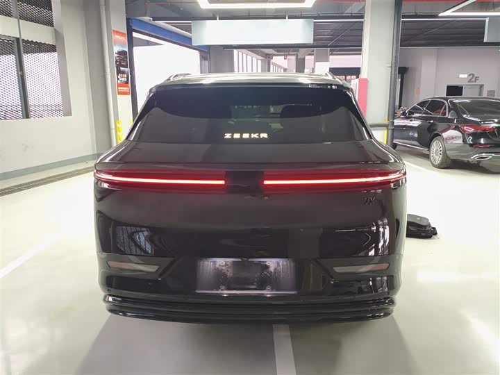 Zeekr 7X 2025 2025款 100kWh 长续航后驱智驾版