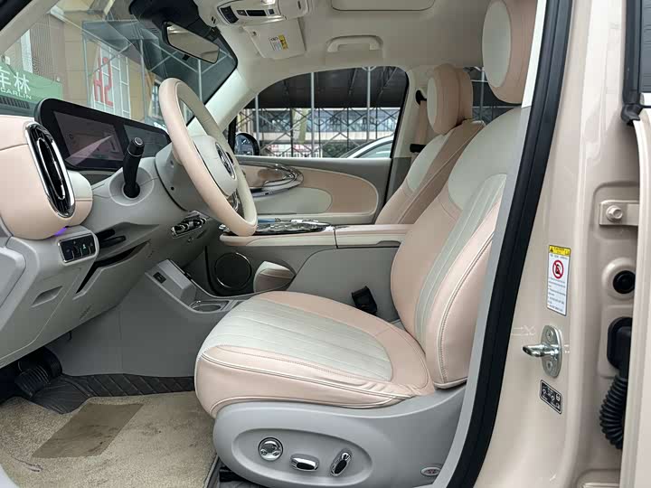 Ora Ballet Cat 2022 2022款 401km 胡桃夹子版