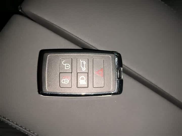 Land Rover Range Rover Evoque L 2024 2024款 揽胜极光L SE 驭光尊耀版