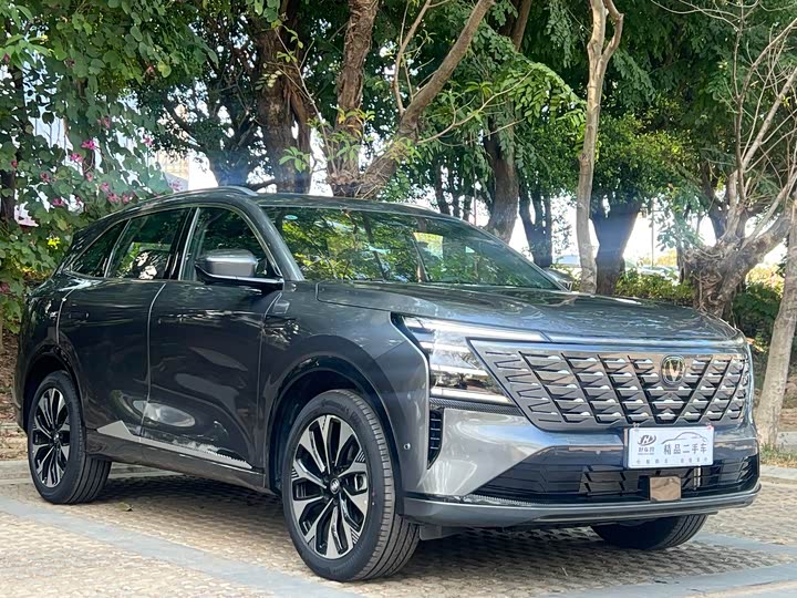 Changan CS75 Plus 2025 2025款 第四代 UItra 2.0T 新蓝鲸 智慧智擎型