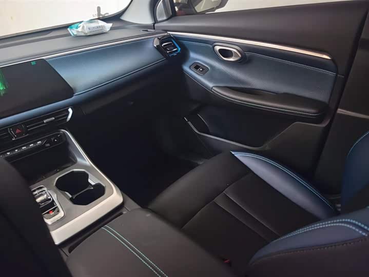 GAC Trumpchi GS3 2023 2023款 影速 270T 劲智版