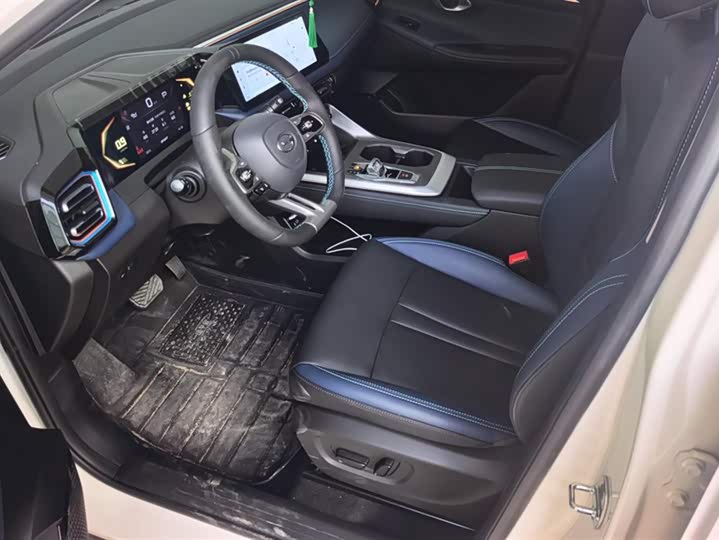 GAC Trumpchi GS3 2023 2023款 影速 270T 劲智版