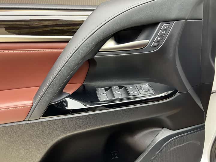 Lexus LX 2019 2019款 570 尊贵豪华版