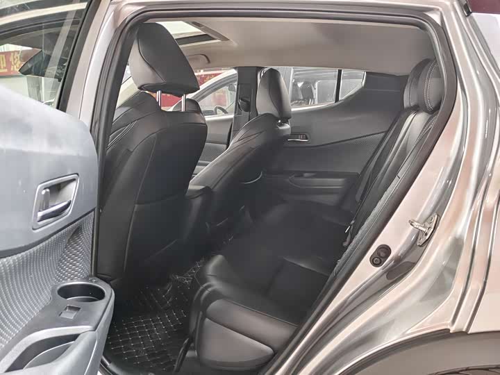 Toyota Izoa 2021 2021款 2.0L 奕驰版