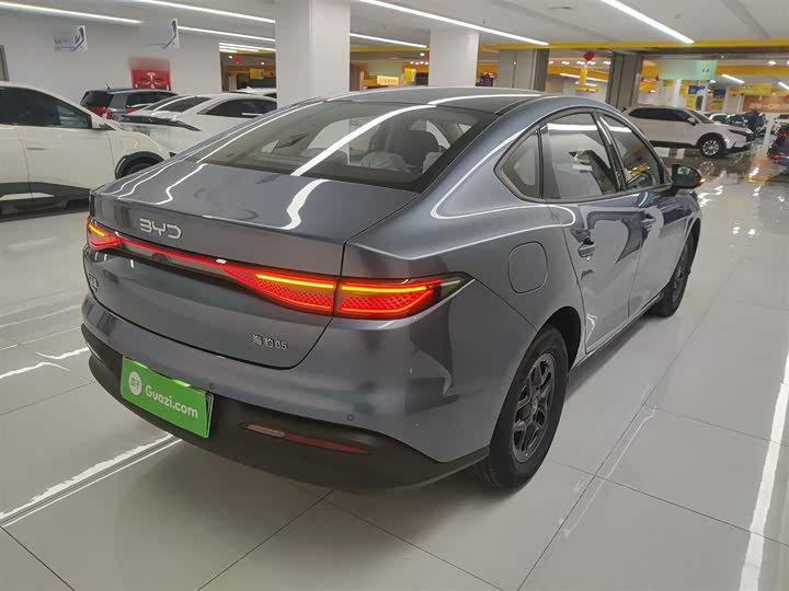 BYD Seal 05 DM-i Hybrid 2026 2026款 DM-i 128KM豪华型