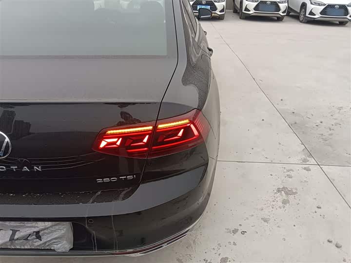 Volkswagen Magotan 2025 2025款 众享款 280TSI DSG舒适型