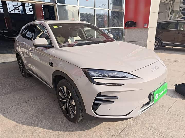 2025 BYD Song Plus Hybrid/EV