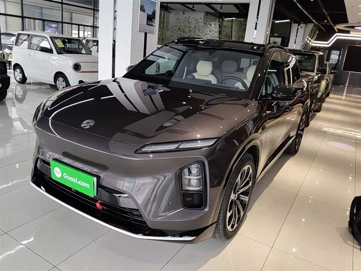 2025 Nio ES6