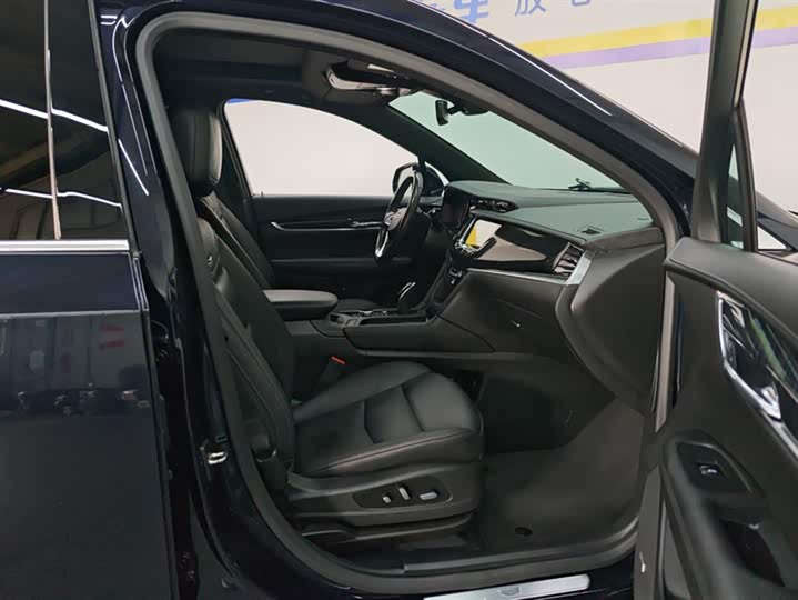 Cadillac XT6 2022 2022款 2.0T 六座两驱豪华型