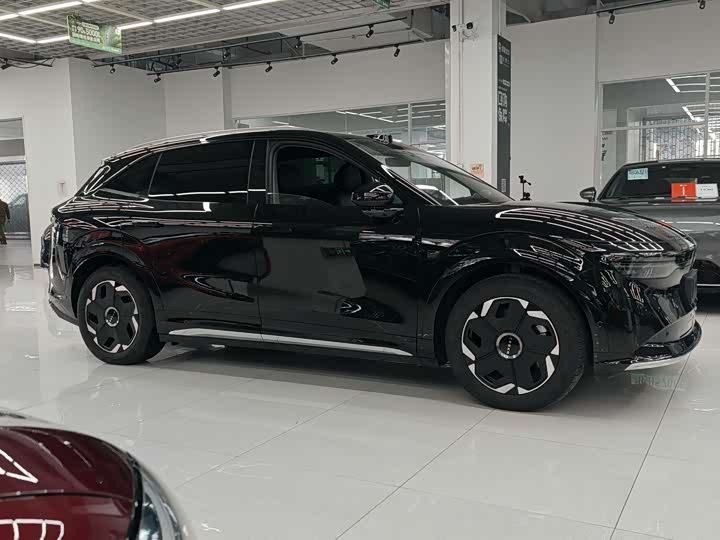 Zeekr 7X 2025 2025款 100kWh 长续航后驱智驾版