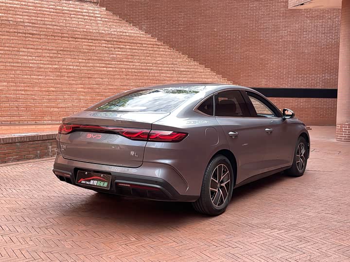 BYD Qin L 2025 2025款 DM-i 智驾版 120KM超越型