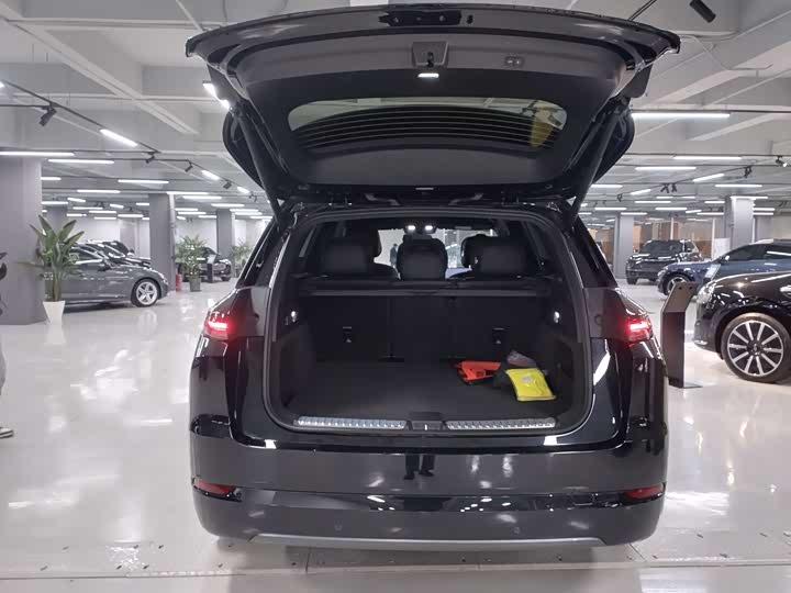 LiXiang L7 2025 2025款 Ultra 智能焕新版