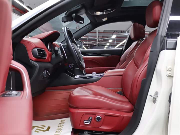 Maserati Levante 2022 2022款 2.0T GT锋芒版