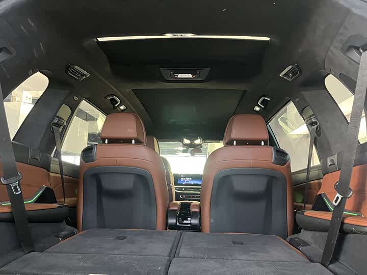 BMW X7 2023 2023款 xDrive40i 尊享型M运动套装