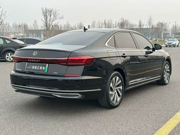 Volkswagen Passat Hybrid 2022 2022款 430PHEV 混动精英版