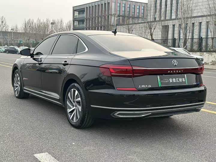 Volkswagen Passat Hybrid 2022 2022款 430PHEV 混动精英版