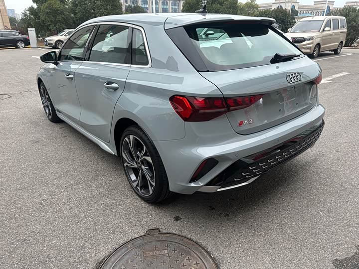 Audi A3 2025 2025款 Sportback 35TFSI 飞驰尊享型