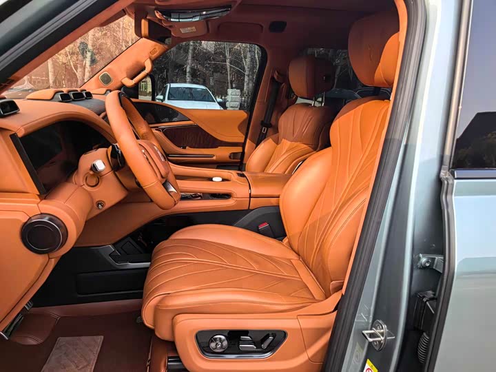 BYD Yangwang U8 2023 2023款 豪华版