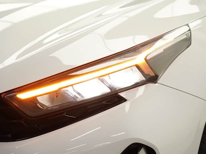 Kia K3 2023 2023款 1.5L CVT豪华版